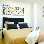 Sea View Penthouse 美洲海滩