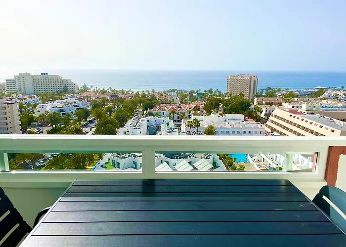 Sea View Penthouse Lejlighed