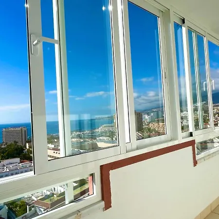 Sea View Penthouse شقة